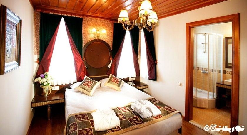 تخت بزرگ اتاق استاندارد